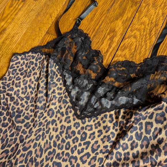 Vintage Y2k Cheetah Print Lace Trim Cami Tank Top - Picture 3 of 5